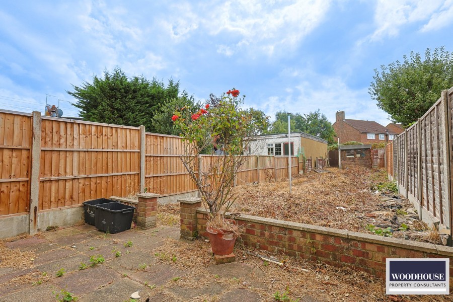 Images for Endeavour Road, Cheshunt, Hertfordshire EAID:3131305421 BID:11055924