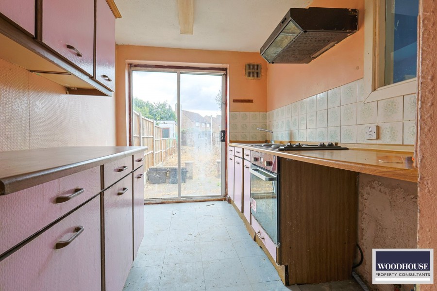 Images for Endeavour Road, Cheshunt, Hertfordshire EAID:3131305421 BID:11055924