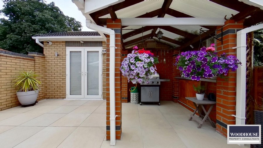 Images for Central Avenue, Waltham Cross, Hertfordshire EAID:3131305421 BID:11055924