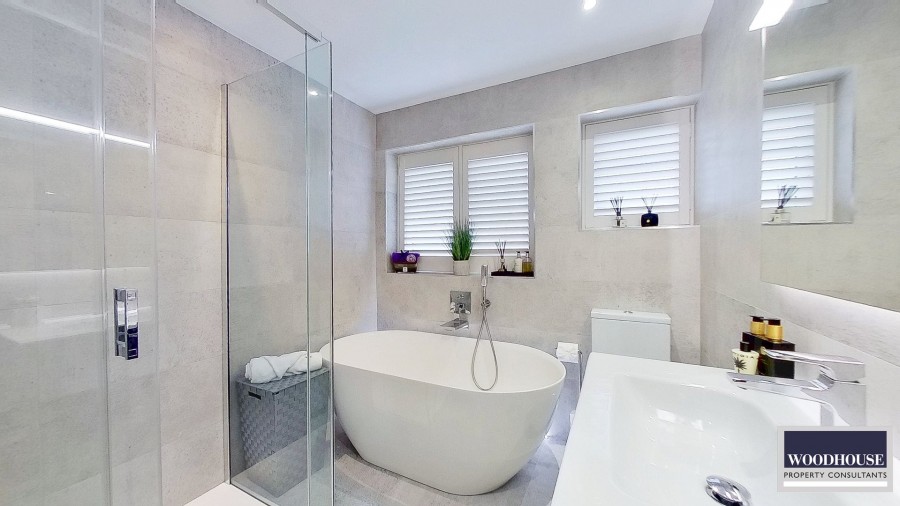 Images for Central Avenue, Waltham Cross, Hertfordshire EAID:3131305421 BID:11055924
