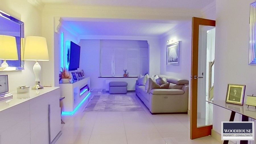 Images for Central Avenue, Waltham Cross, Hertfordshire EAID:3131305421 BID:11055924