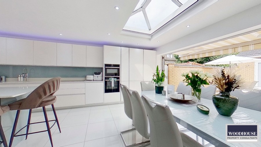 Images for Central Avenue, Waltham Cross, Hertfordshire EAID:3131305421 BID:11055924
