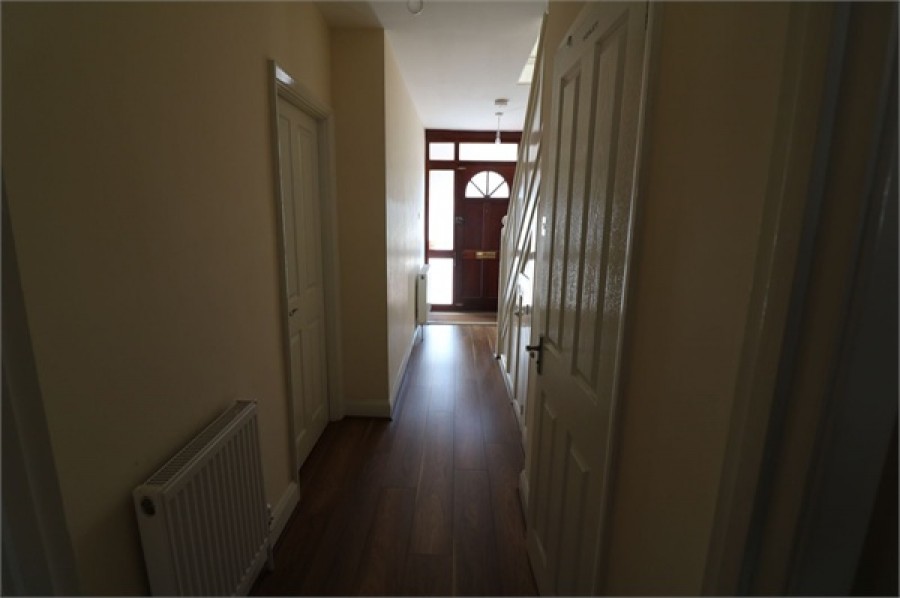 Images for Broadoak Avenue, Enfield, Greater London EAID:3131305421 BID:11055924