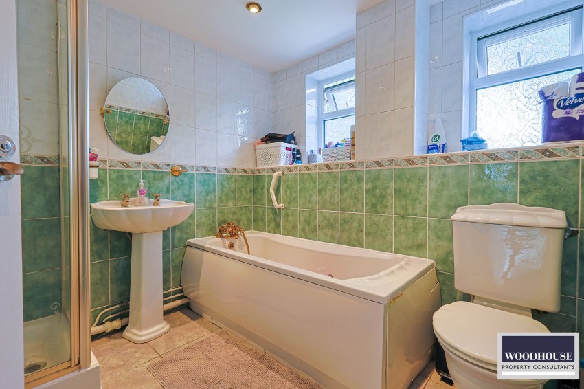 Images for Whitefields Road, Cheshunt, Hertfordshire EAID:3131305421 BID:11055924