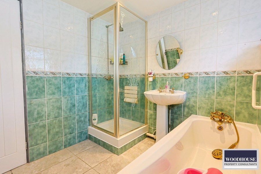 Images for Whitefields Road, Cheshunt, Hertfordshire EAID:3131305421 BID:11055924