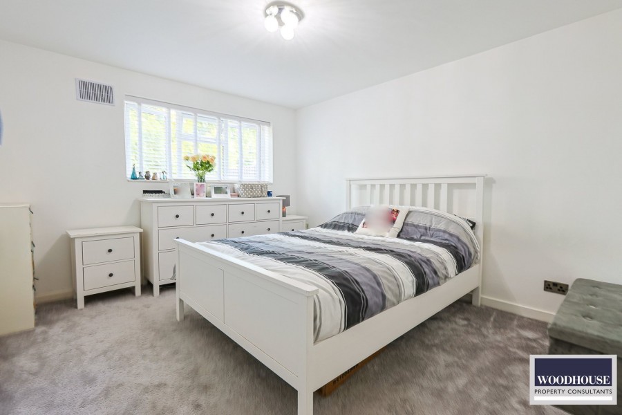 Images for Whitefields Road, Cheshunt, Hertfordshire EAID:3131305421 BID:11055924