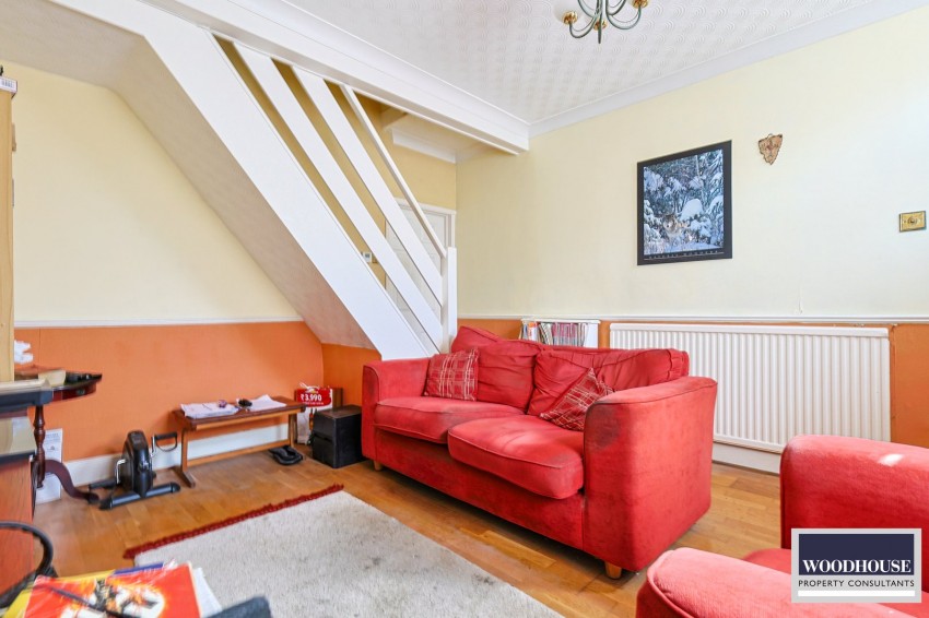 Images for Cadmore Lane, Cheshunt, Hertfordshire EAID:3131305421 BID:11055924