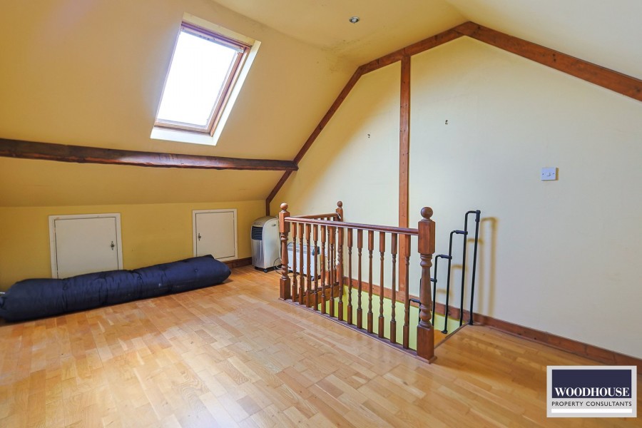Images for Cadmore Lane, Cheshunt, Hertfordshire EAID:3131305421 BID:11055924