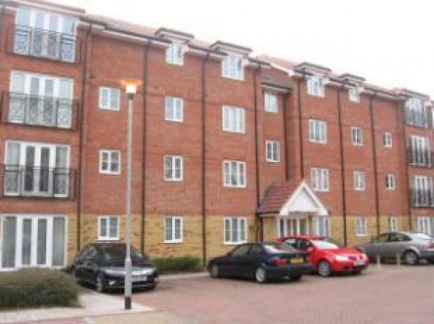 Images for Yukon Road, Broxbourne, Hertfordshire EAID:3131305421 BID:11055924
