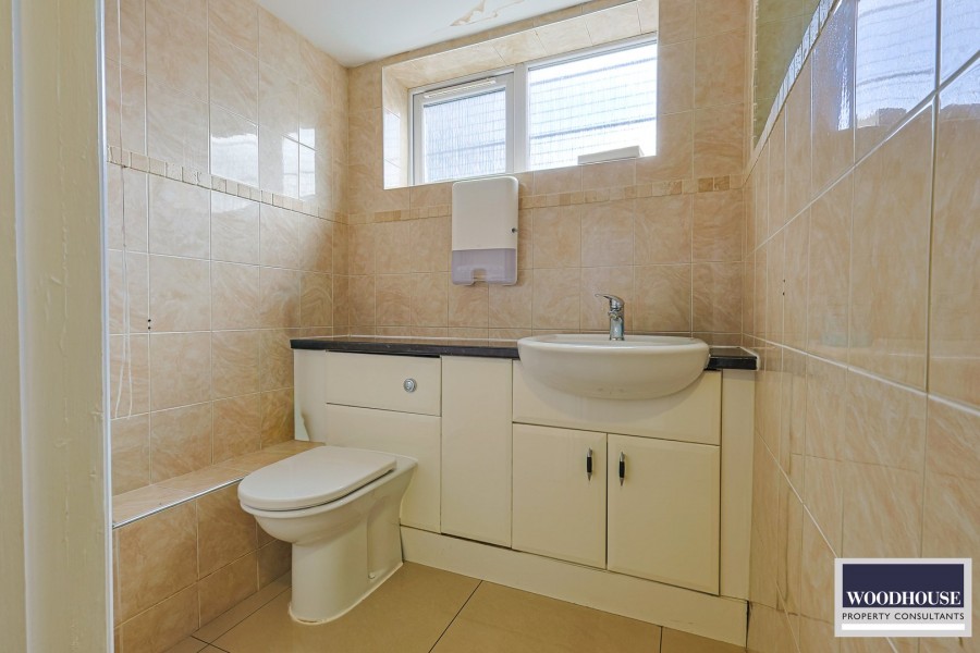 Images for Turners Hill, Cheshunt, Hertfordshire EAID:3131305421 BID:11055924