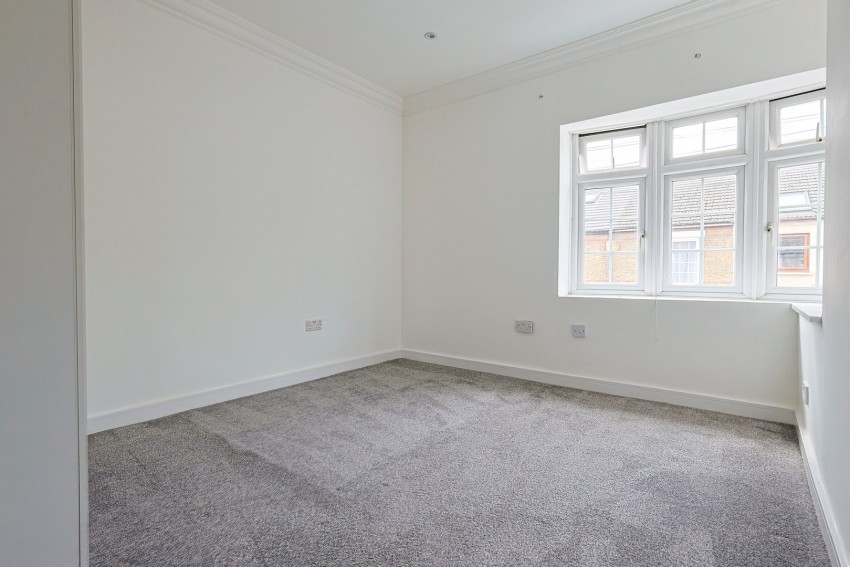 Images for Queens Road, Waltham Cross, Hertfordshire EAID:3131305421 BID:11055924