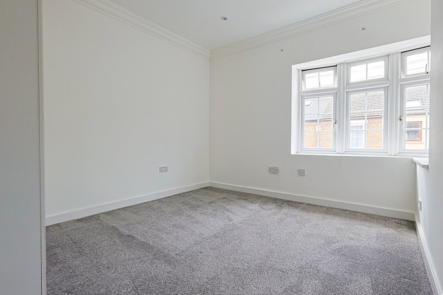 Images for Queens Road, Waltham Cross, Hertfordshire EAID:3131305421 BID:11055924