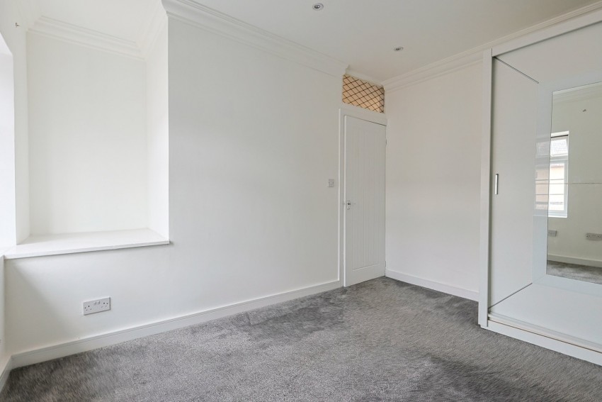 Images for Queens Road, Waltham Cross, Hertfordshire EAID:3131305421 BID:11055924