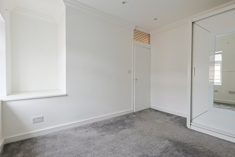 Images for Queens Road, Waltham Cross, Hertfordshire EAID:3131305421 BID:11055924
