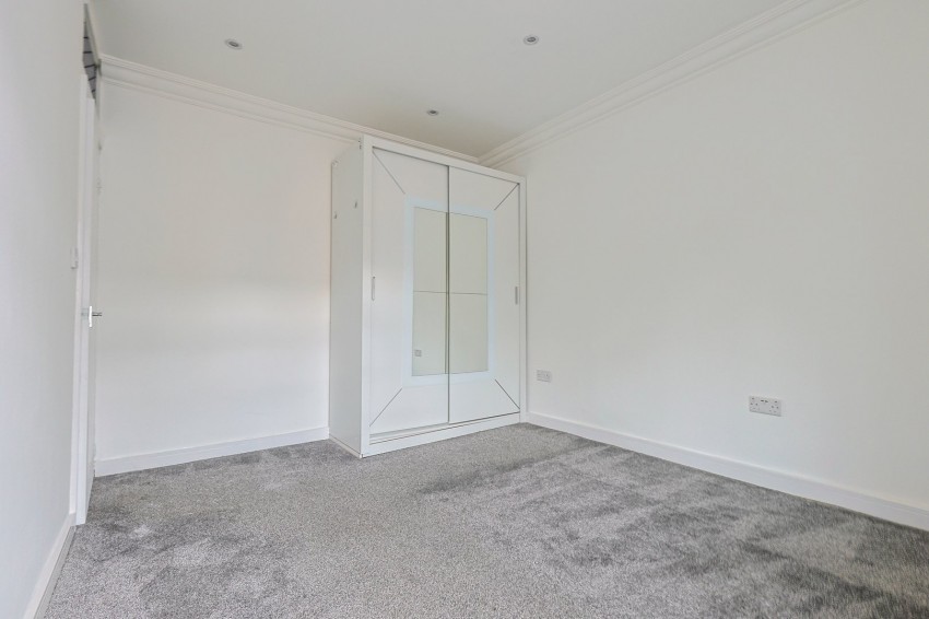 Images for Queens Road, Waltham Cross, Hertfordshire EAID:3131305421 BID:11055924