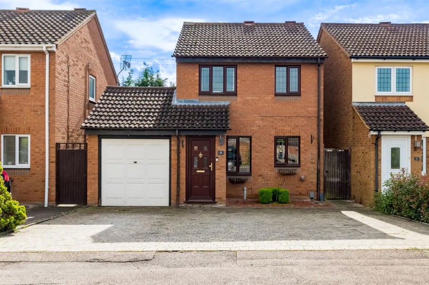 Images for Willowdene, Cheshunt, Hertfordshire EAID:3131305421 BID:11055924