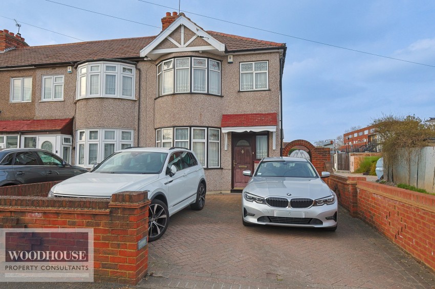 Images for Hedworth Avenue, Waltham Cross, Hertfordshire EAID:3131305421 BID:11055924