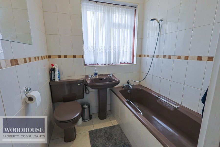 Images for Hedworth Avenue, Waltham Cross, Hertfordshire EAID:3131305421 BID:11055924