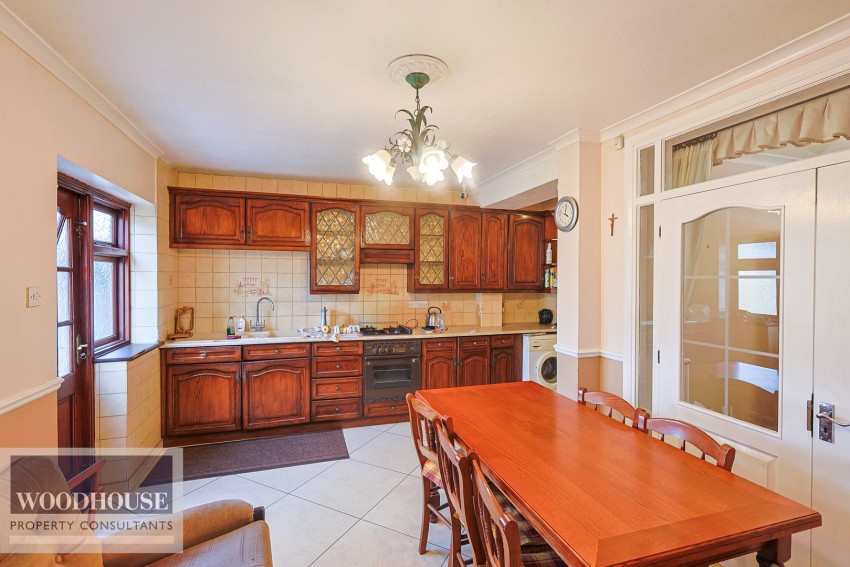 Images for Hedworth Avenue, Waltham Cross, Hertfordshire EAID:3131305421 BID:11055924