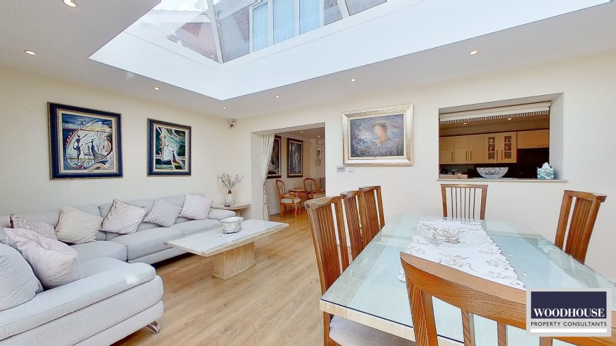 Images for Caldecot Avenue, Cheshunt, Hertfordshire EAID:3131305421 BID:11055924