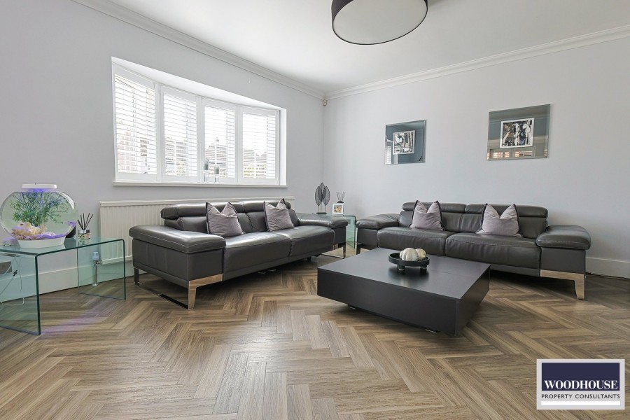 Images for Jones Road, Goffs Oak, Hertfordshire EAID:3131305421 BID:11055924