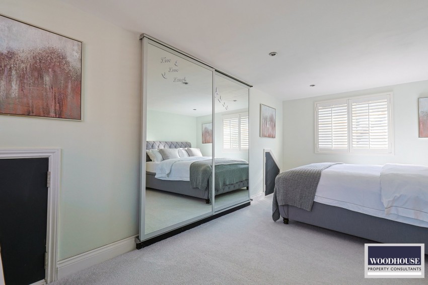 Images for Jones Road, Goffs Oak, Hertfordshire EAID:3131305421 BID:11055924