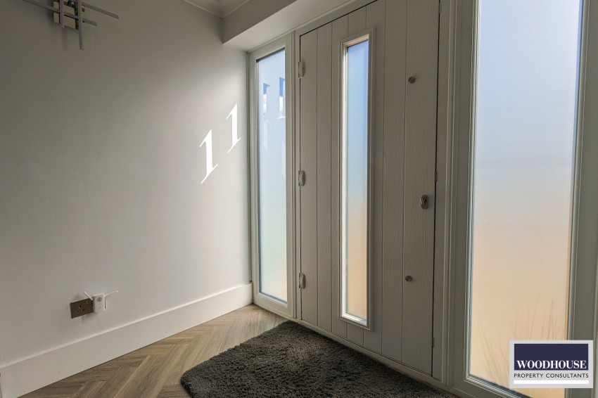 Images for Jones Road, Goffs Oak, Hertfordshire EAID:3131305421 BID:11055924