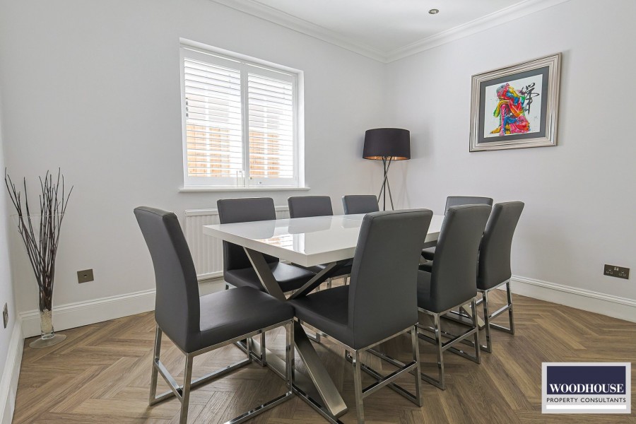 Images for Jones Road, Goffs Oak, Hertfordshire EAID:3131305421 BID:11055924