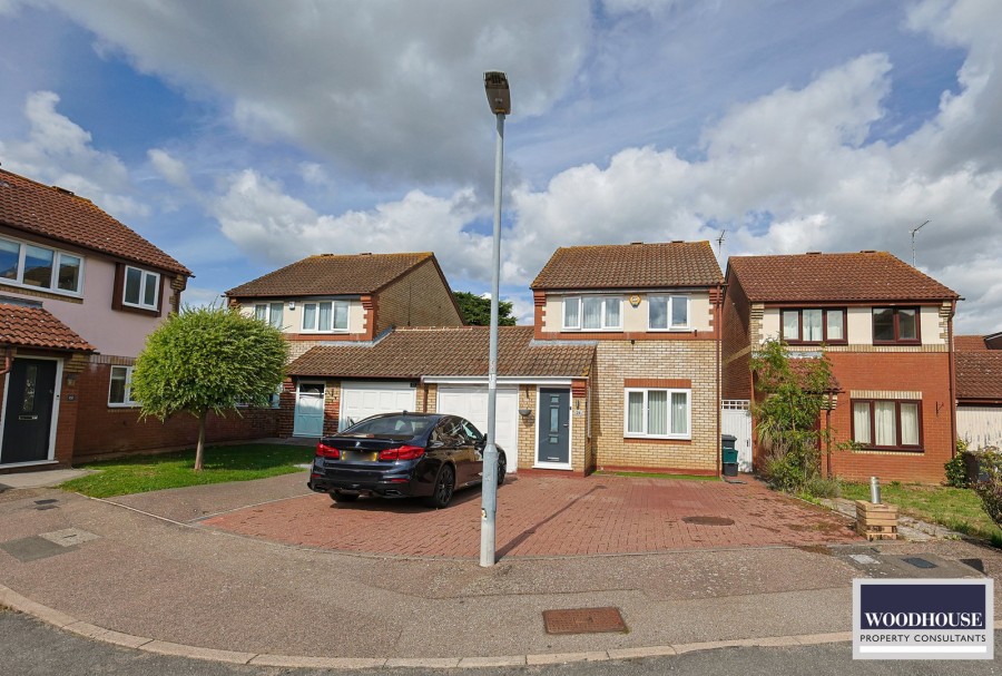 Images for Cassandra Gate, Cheshunt, Hertfordshire EAID:3131305421 BID:11055924