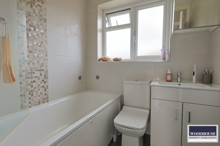 Images for Cassandra Gate, Cheshunt, Hertfordshire EAID:3131305421 BID:11055924