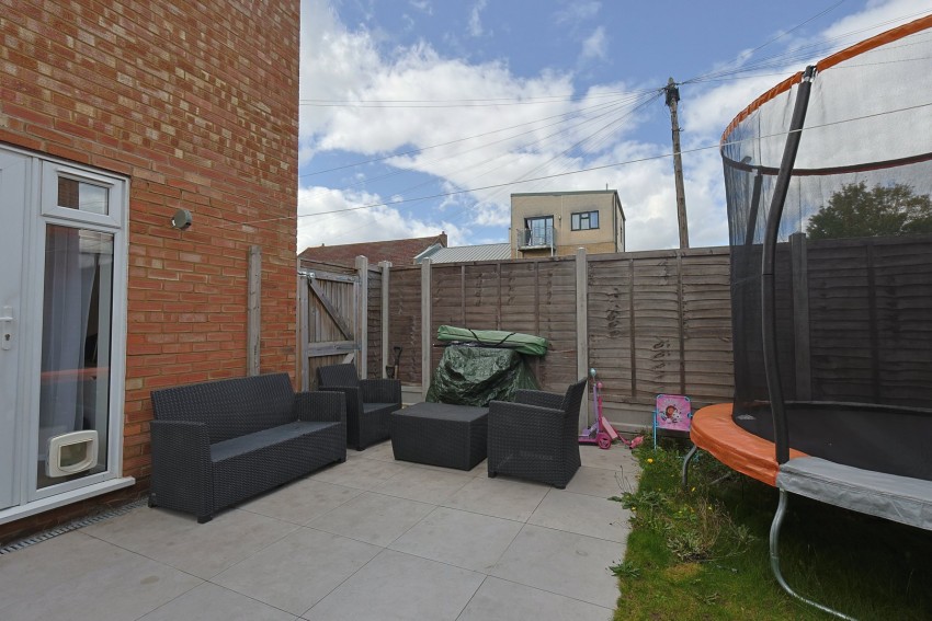 Images for Whitefields Road, Cheshunt, Hertfordshire EAID:3131305421 BID:11055924