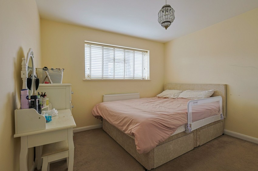 Images for Whitefields Road, Cheshunt, Hertfordshire EAID:3131305421 BID:11055924