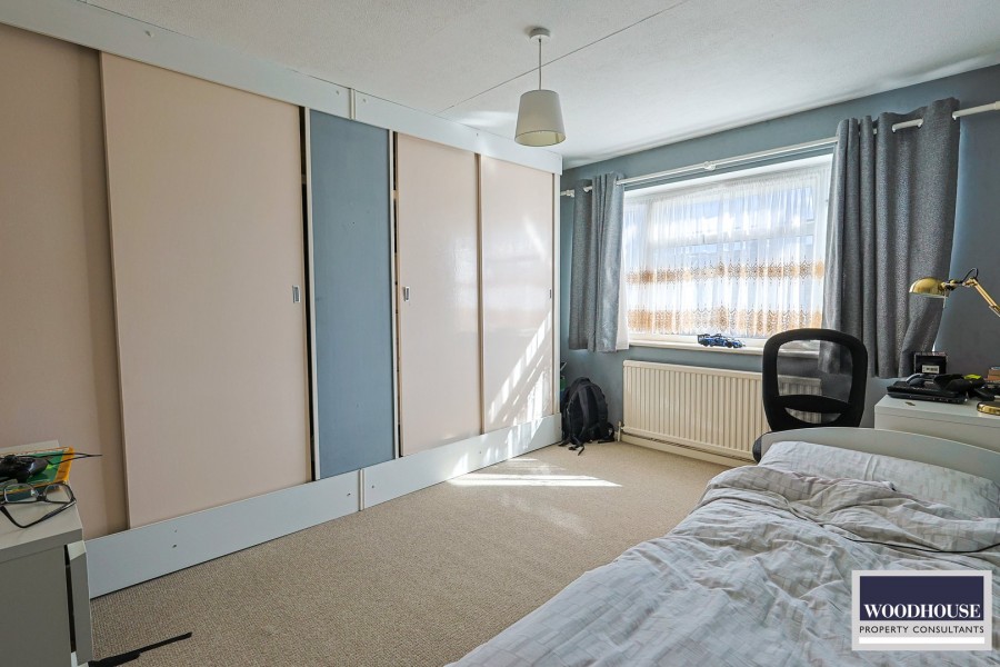 Images for Cheshunt, Waltham Cross, Hertfordshire EAID:3131305421 BID:11055924