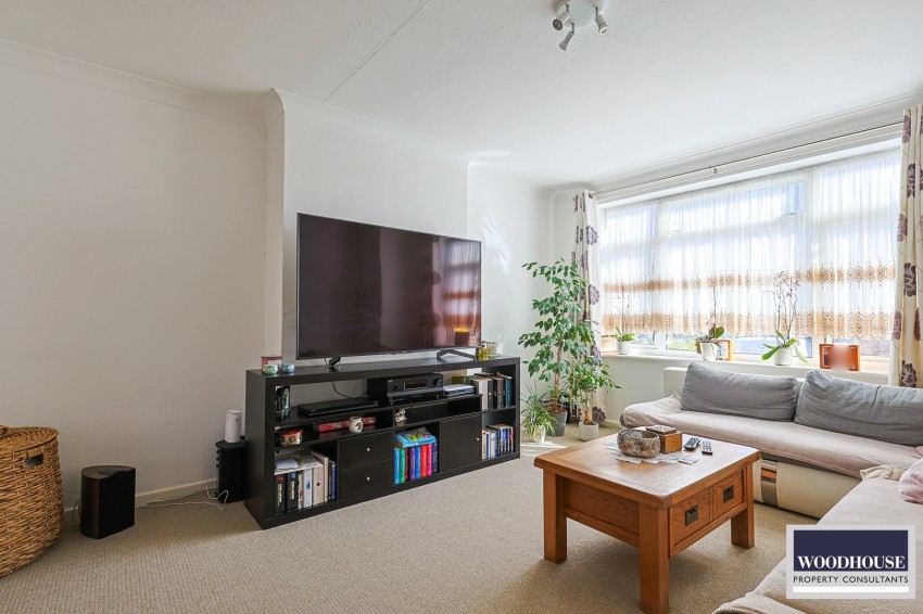 Images for Cheshunt, Waltham Cross, Hertfordshire EAID:3131305421 BID:11055924