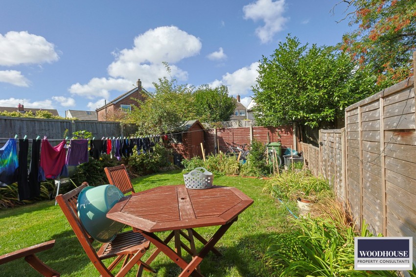 Images for Cheshunt, Waltham Cross, Hertfordshire EAID:3131305421 BID:11055924