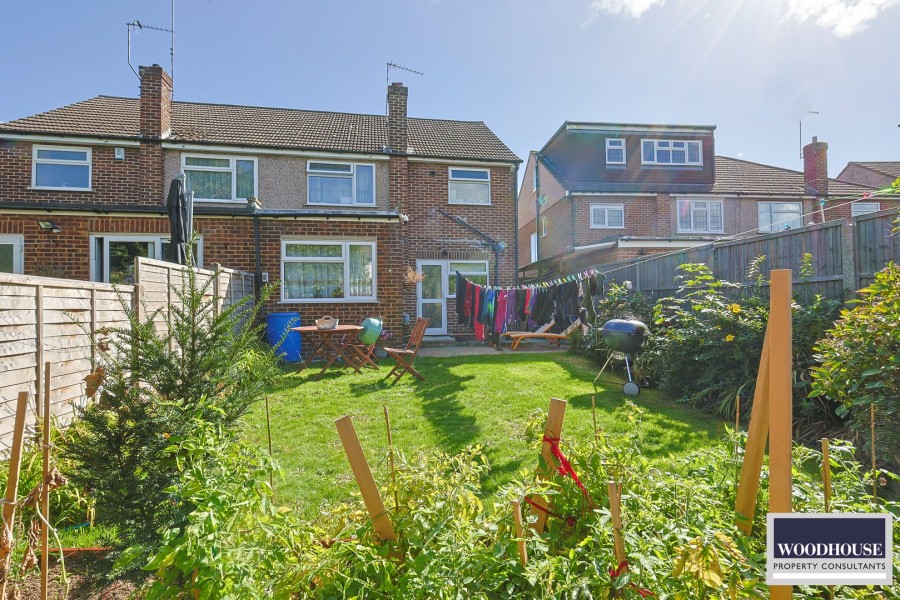 Images for Cheshunt, Waltham Cross, Hertfordshire EAID:3131305421 BID:11055924