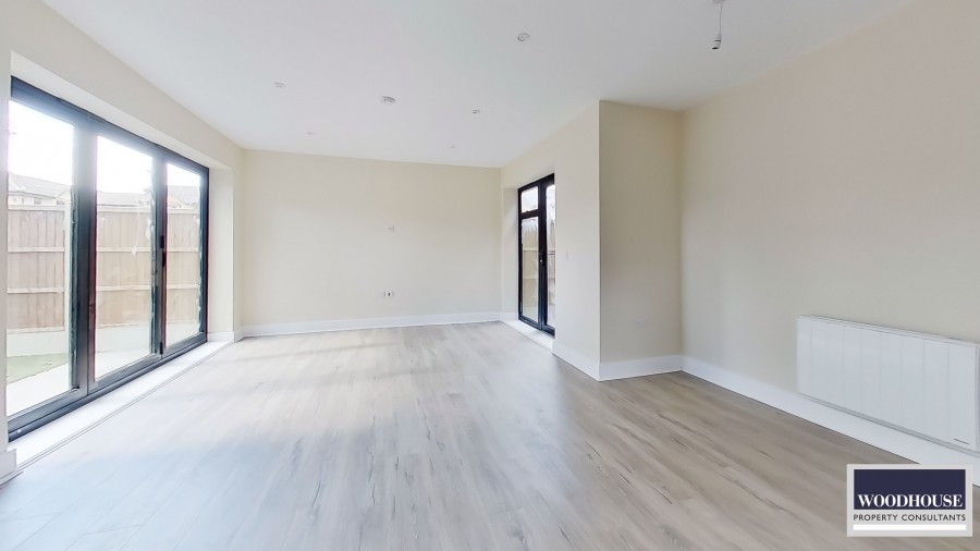 Images for Cheshunt, Hertfordshire EAID:3131305421 BID:11055924
