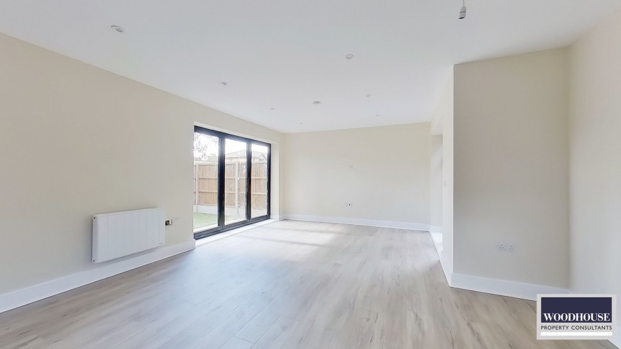 Images for Cheshunt, Hertfordshire EAID:3131305421 BID:11055924