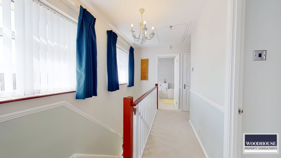 Images for Broadfields, Goffs Oak, Hertfordshire EAID:3131305421 BID:11055924