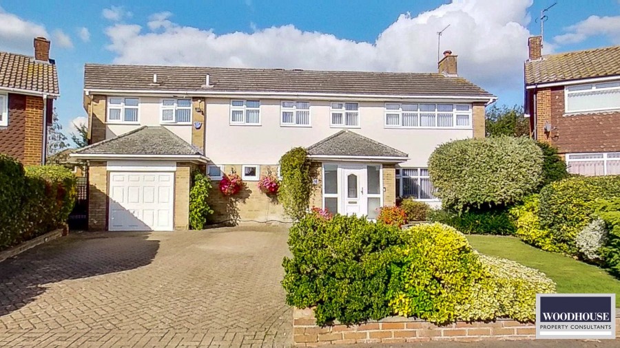 Images for Broadfields, Goffs Oak, Hertfordshire EAID:3131305421 BID:11055924