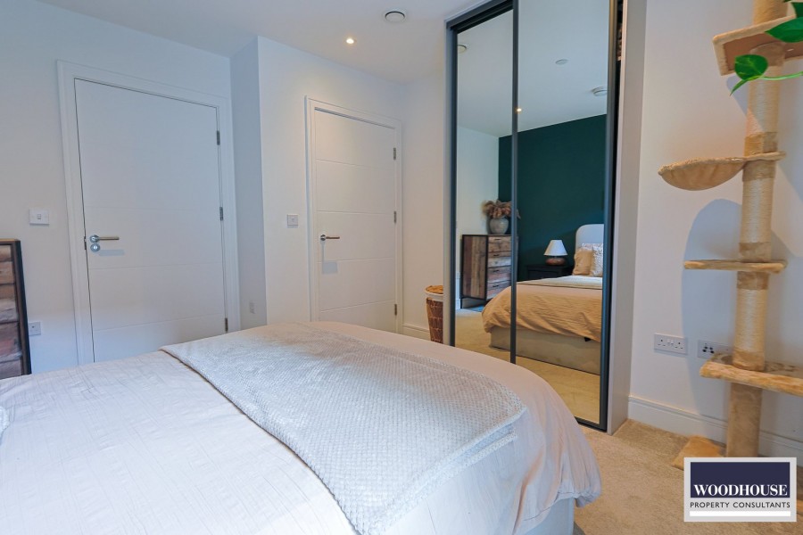 Images for Lea Valley View North, Cheshunt, Hertfordshire EAID:3131305421 BID:11055924