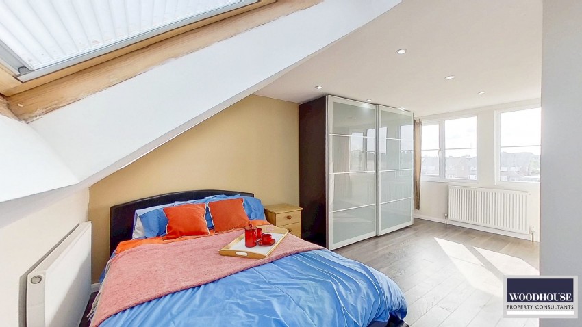 Images for Lodge Crescent, Waltham Cross, Hertfordshire EAID:3131305421 BID:11055924