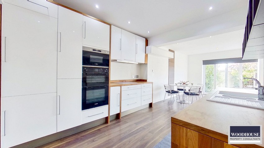 Images for Lodge Crescent, Waltham Cross, Hertfordshire EAID:3131305421 BID:11055924