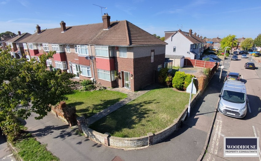 Images for Roundmoor Drive, Cheshunt, Hertfordshire EAID:3131305421 BID:11055924