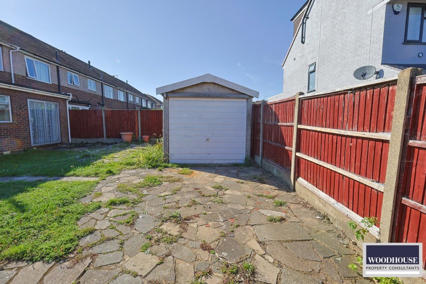 Images for Roundmoor Drive, Cheshunt, Hertfordshire EAID:3131305421 BID:11055924