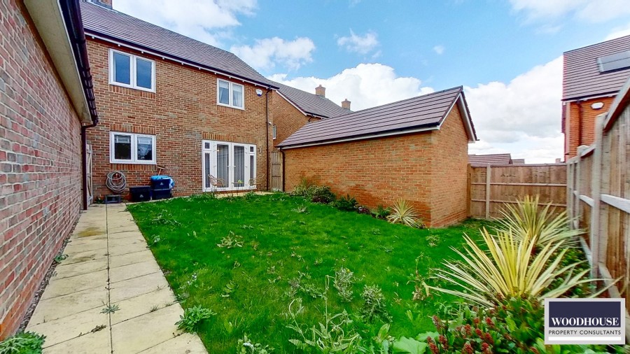 Images for Elizabeth Gardens, Goffs Oak, Hertfordshire EAID:3131305421 BID:11055924