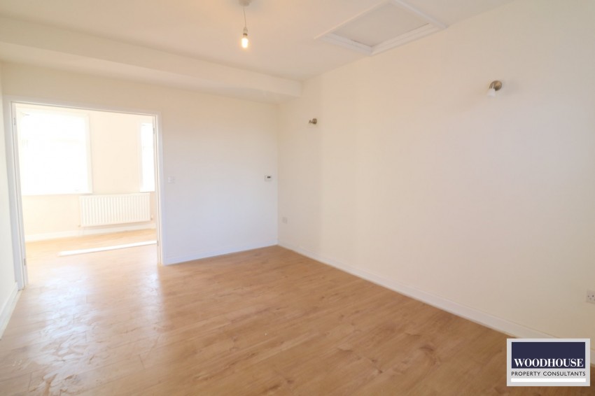 Images for Trinity Lane, Waltham Cross, Hertfordshire EAID:3131305421 BID:11055924