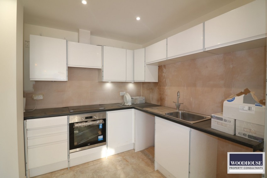 Images for Trinity Lane, Waltham Cross, Hertfordshire EAID:3131305421 BID:11055924