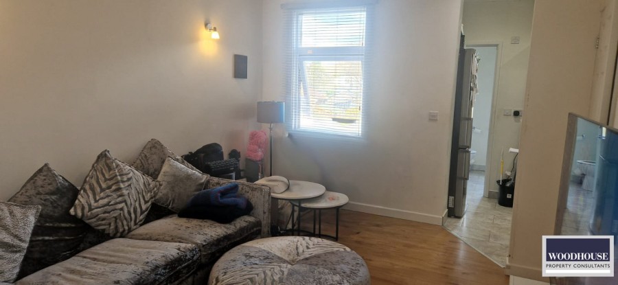 Images for Trinity Lane, Waltham Cross, Hertfordshire EAID:3131305421 BID:11055924
