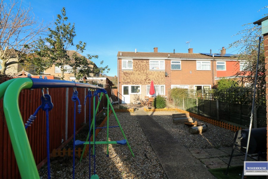 Images for Moreton Close, Cheshunt, Hertfordshire EAID:3131305421 BID:11055924